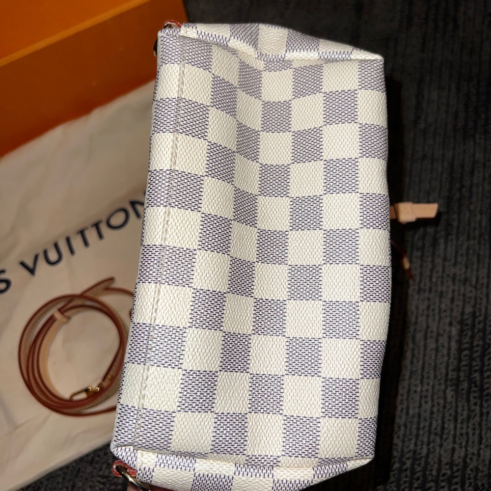 LOUIS VUITTON DAMIER AZUR SPERONE BB BACKPACK - Picture 4 of 11